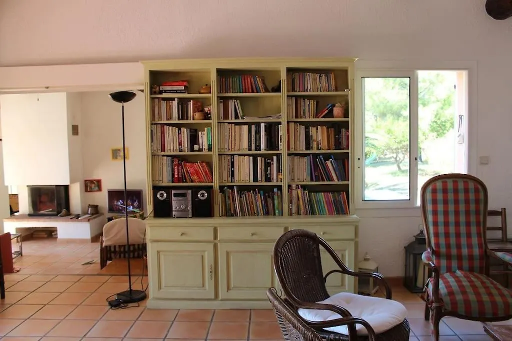 Villa En Locations Saisonnieres La Cadiere D'Azur Laouque 0*,  France